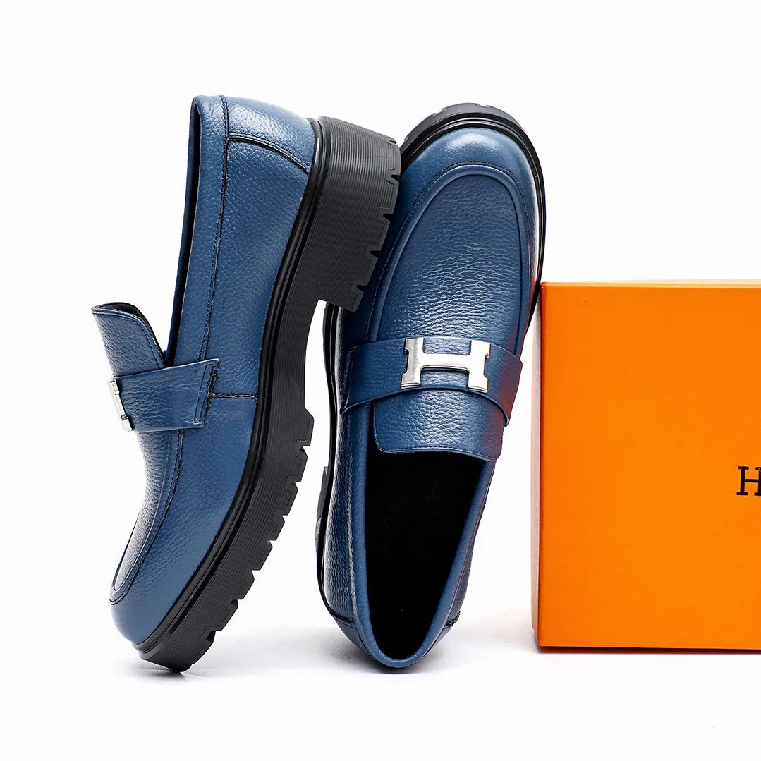Men's shoes 💰680 💐[HERMES] popular men's shoes counter original items! The world's top brands...Luxury quality...//Fashion and high-end footwear 👍💪🏻...give you a low-key luxury comfort experience👍. The upper is made of pure Italian-imported original top-layer pebbled cowhide. Sweat-absorbent cowhide leather lining. Comfortable and breathable. The original rubber-plastic flower foam light outsole is high-end and classy. Luxurious and noble!! .. OEM factory shipment [Hug] stall.. Original plate. Welcome to taste..39-45 (38.45.46🉑️Customized)